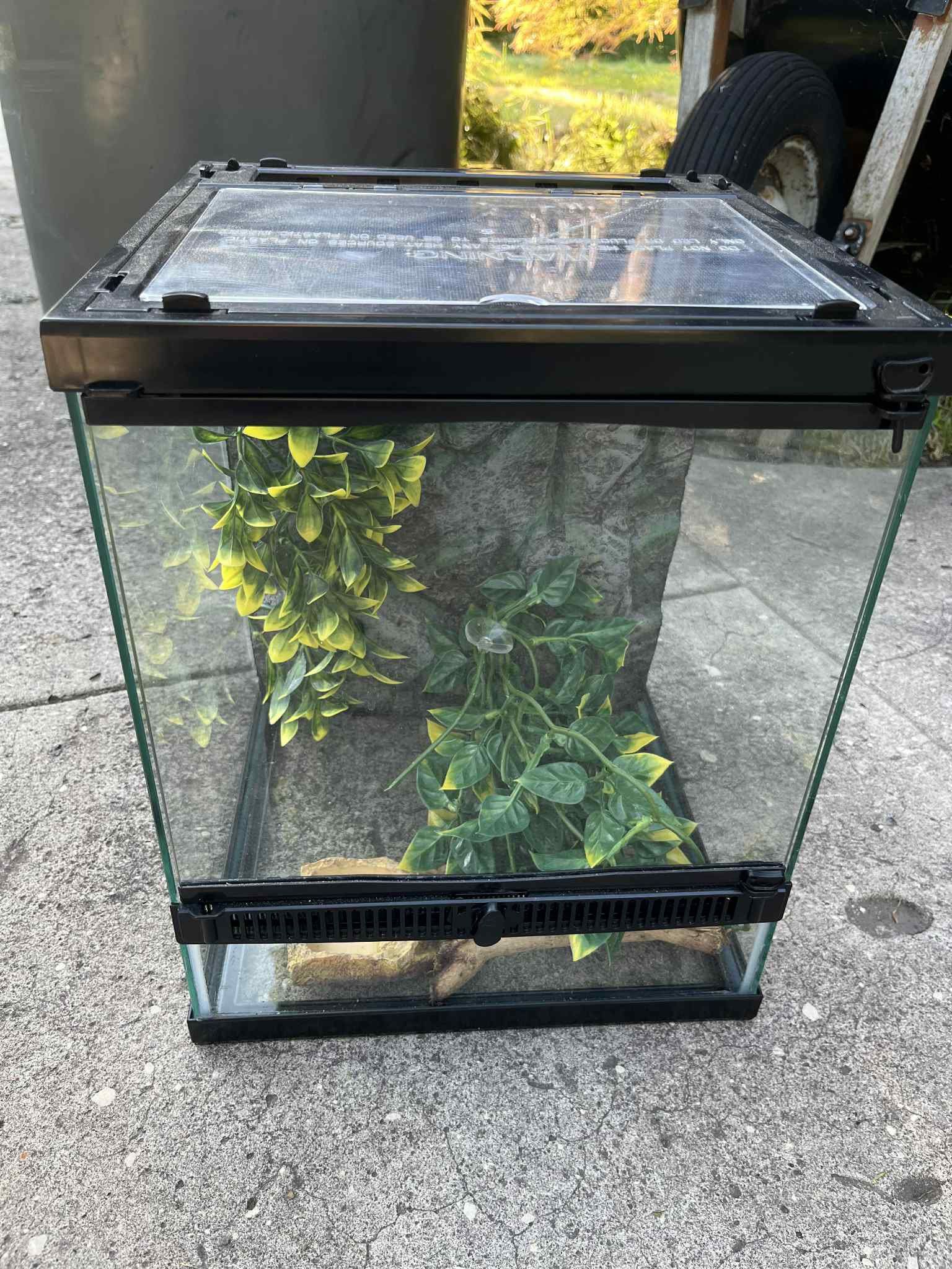 Zilla Glass Terrarium for Reptiles