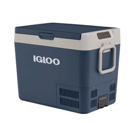 Igloo ICF40 Electric Cooler with Protective Cover