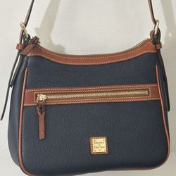 Dooney & Bourke Purse