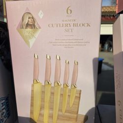 *NEW* PARIS HILTON CUTLERY SET