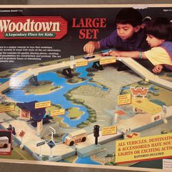 Woodtown 63-piece Set