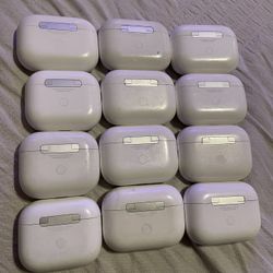 Lot Of 12 Airpod Pros