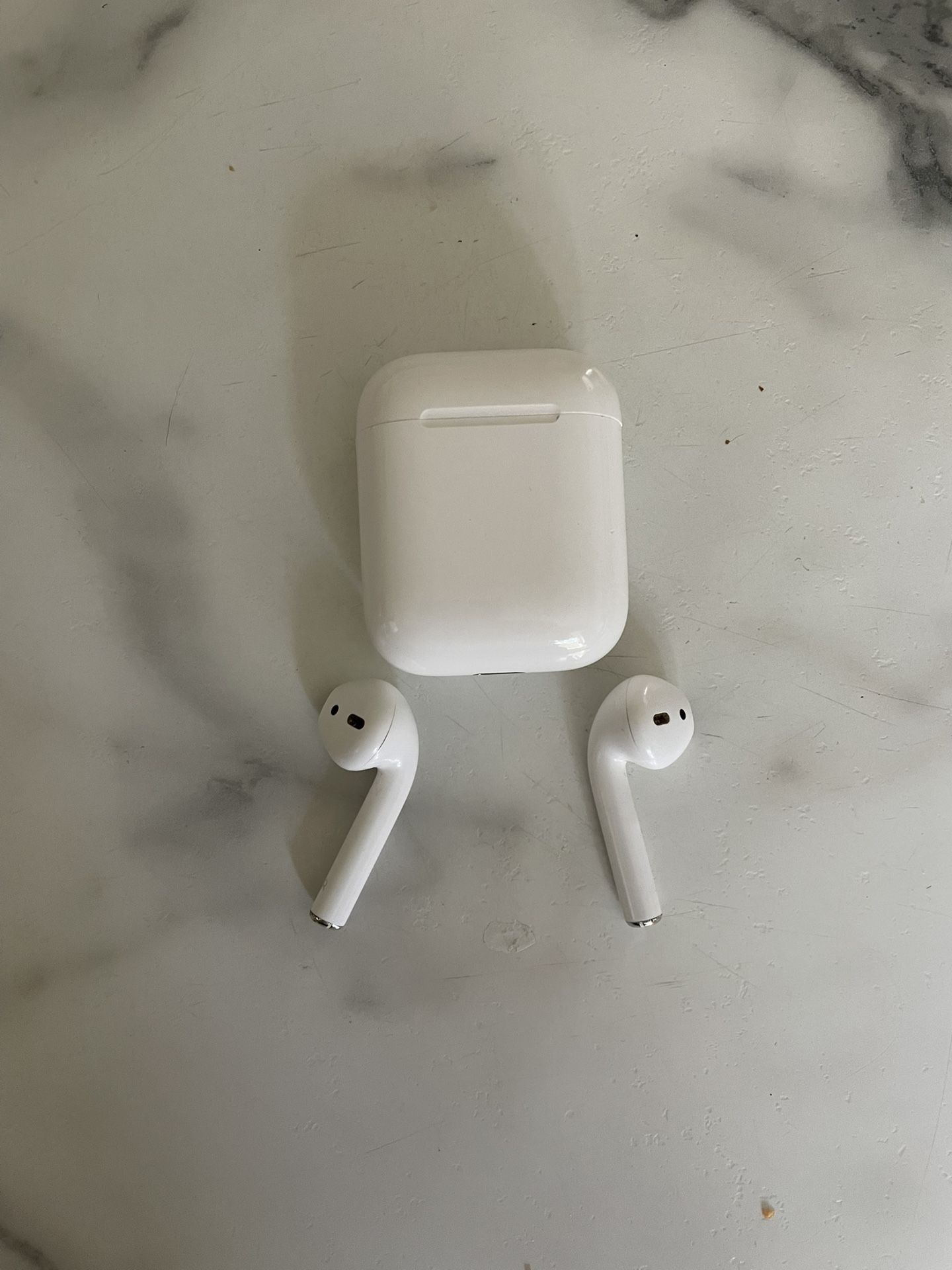 AirPods