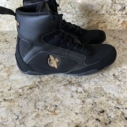 Hayabus Black/Gold Mid-Top Pro Boxing Boots -Size-8  