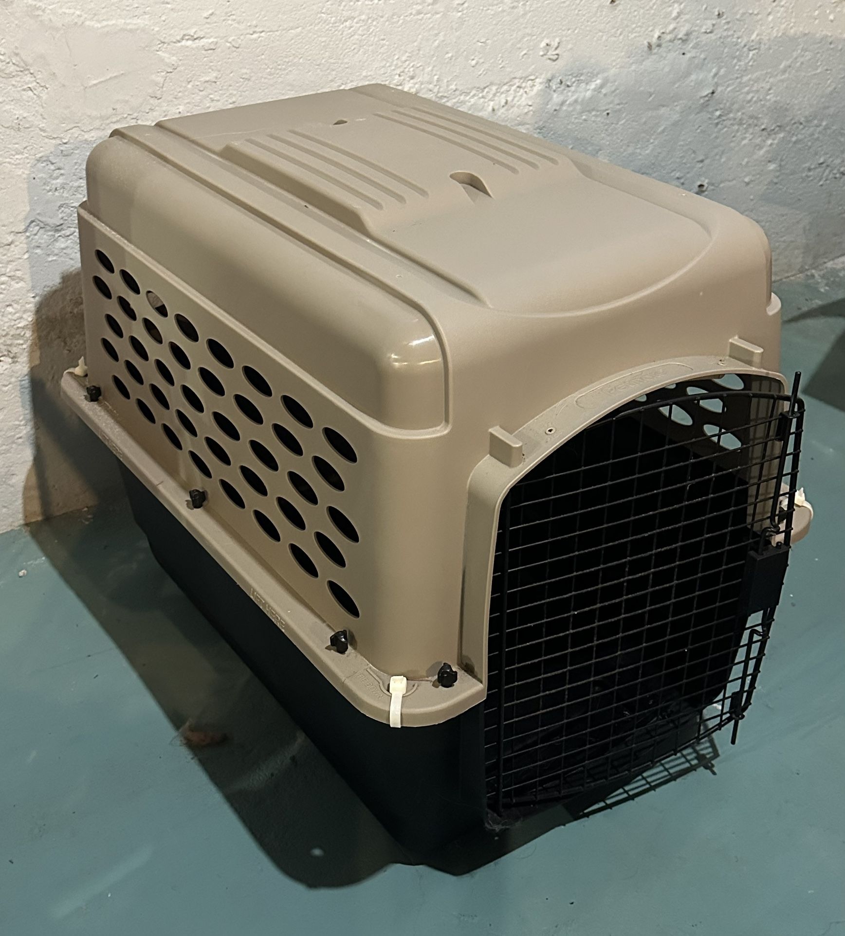 Petmate Vari Dog Kennel