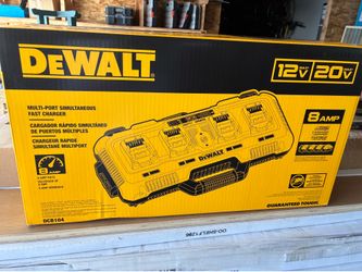 Dewalt 4 Port Fast Charger