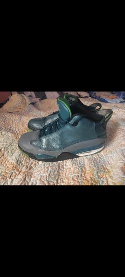 MEN JORDAN SNEAKERS SIZE 11.5