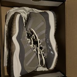Jordan 11 Cool Grey 2y