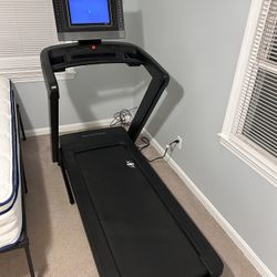 Nordic track Commercial 1750