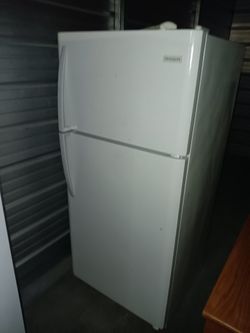 Fridgedair Freezer And Fridge 