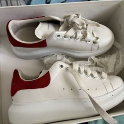Alexander Mcqueens