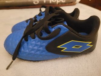 Boys Soccer Cleats Size 11