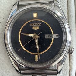 Seiko 5 vintage  automatic calendar 37 mm