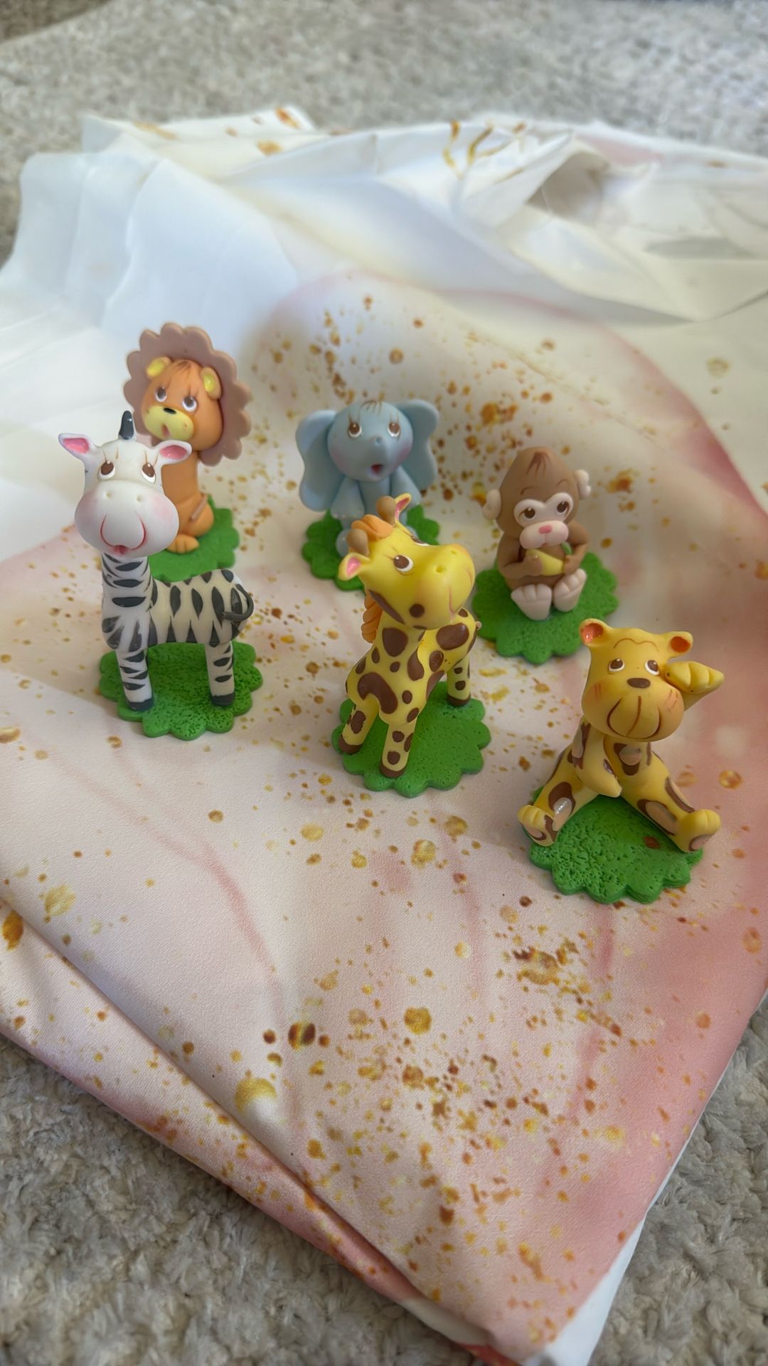 Cake Tippers