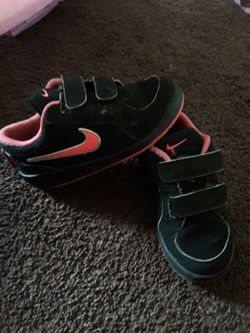 Nike shoes