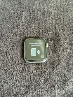 Apple Watch (Series 4)