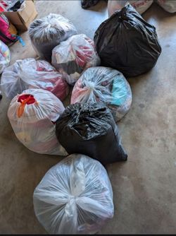 8 bags of mixed clothing....240 pieces