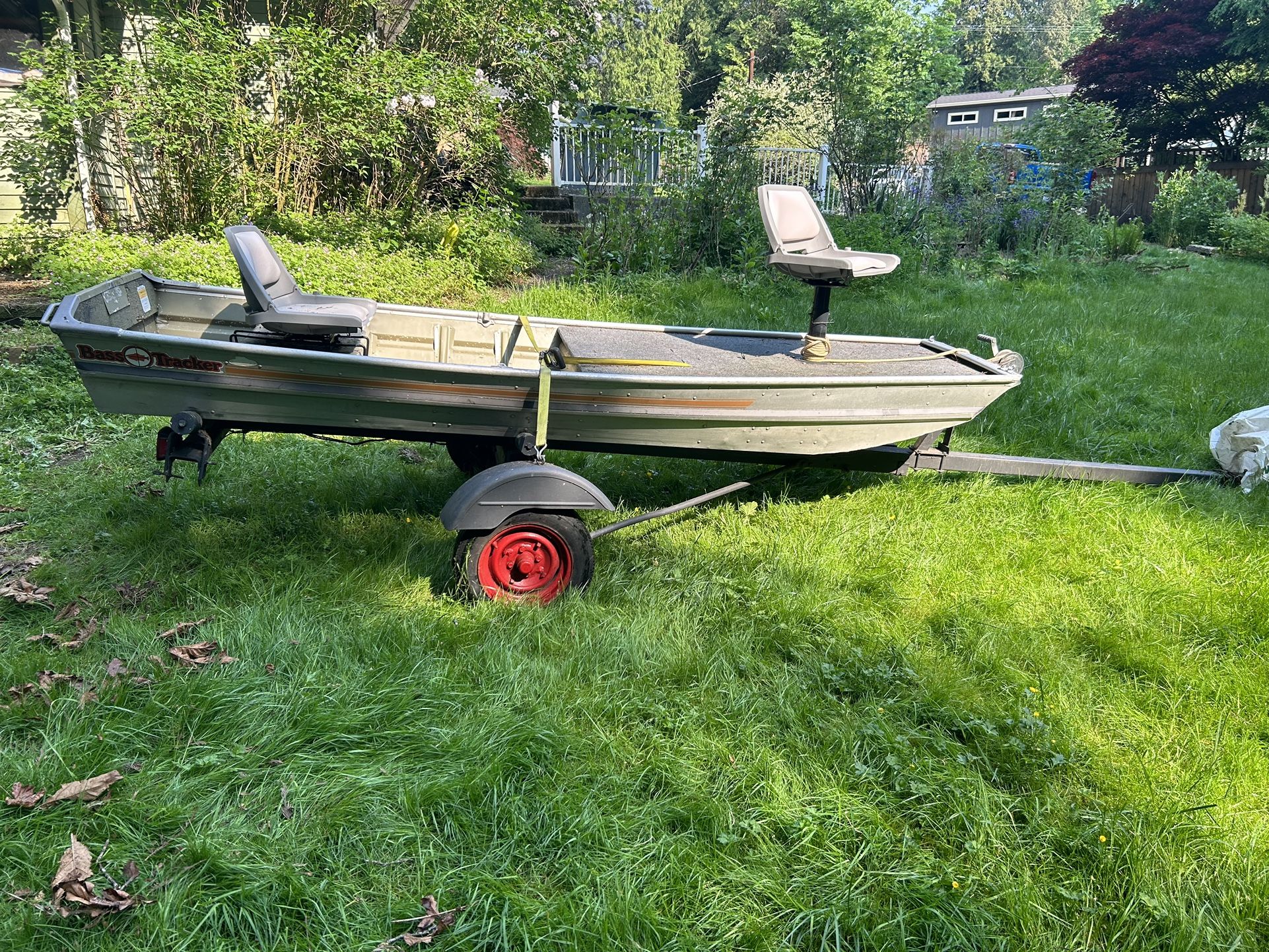 12ft flat bottom fishing boat with trailer