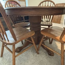 Round Solid Wood Table With 5 Dining Chairs