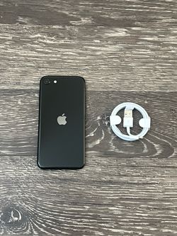 iPhone SE (2nd Gen) UNLOVKED FOR ALL CARRIERS!