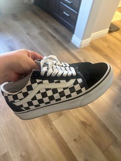 Vans checker