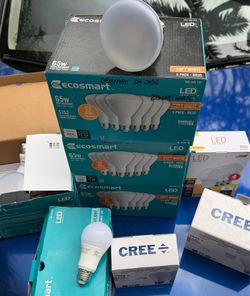 Lot of 40 New LED Light Bulbs – Ecosmart & CREE
