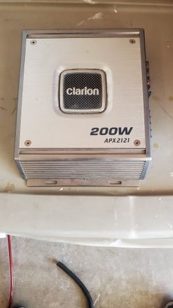 Clarion Power Amplifier