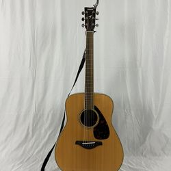 Yamaha Acoustic Guitar 