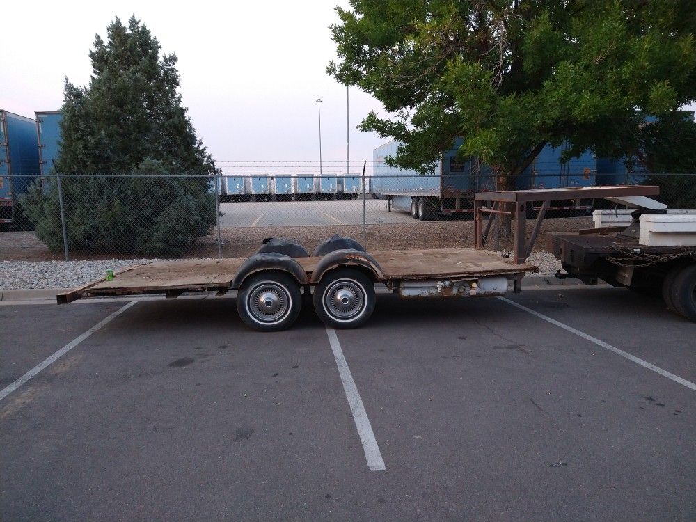 1982 Fifth Wheel Mobile Trailer (Flatbed Trailer)