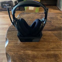 Astro A50 Wireless Gaming Headset