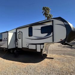 Heartland Eldridge 32' 5th wheel camper