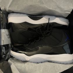 Jordan 11 Spacejam 