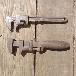 2 Vintage Monkey Wrenches, Pipe Wrenches, 8", And 9", Both Work Great. $10.00