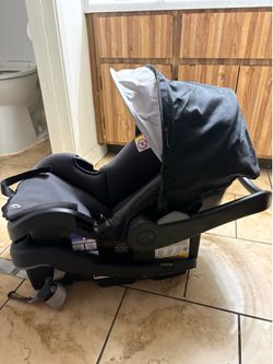 Baby trend bucket car seat
