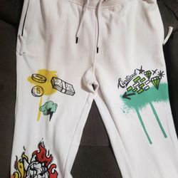 Men's white All Over Graphic Jogger Size XL