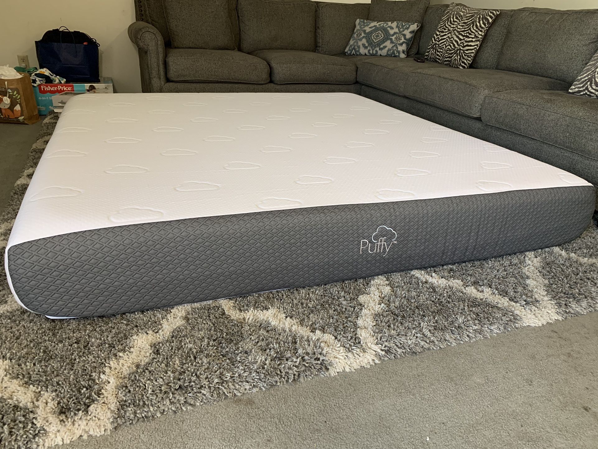 Brand New King Size Puffy Mattress! Can Deliver 