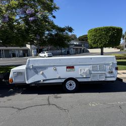 2005 Fleetwood Victory