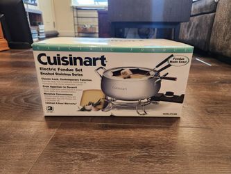 Cuisinart Electric Fondue Set (Model CFO-3SS), 3-quart brushed stainless steel pot prepvarious fondues, works great, complete. like new 