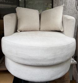 Abbyson Grand Swivel Chair (White)