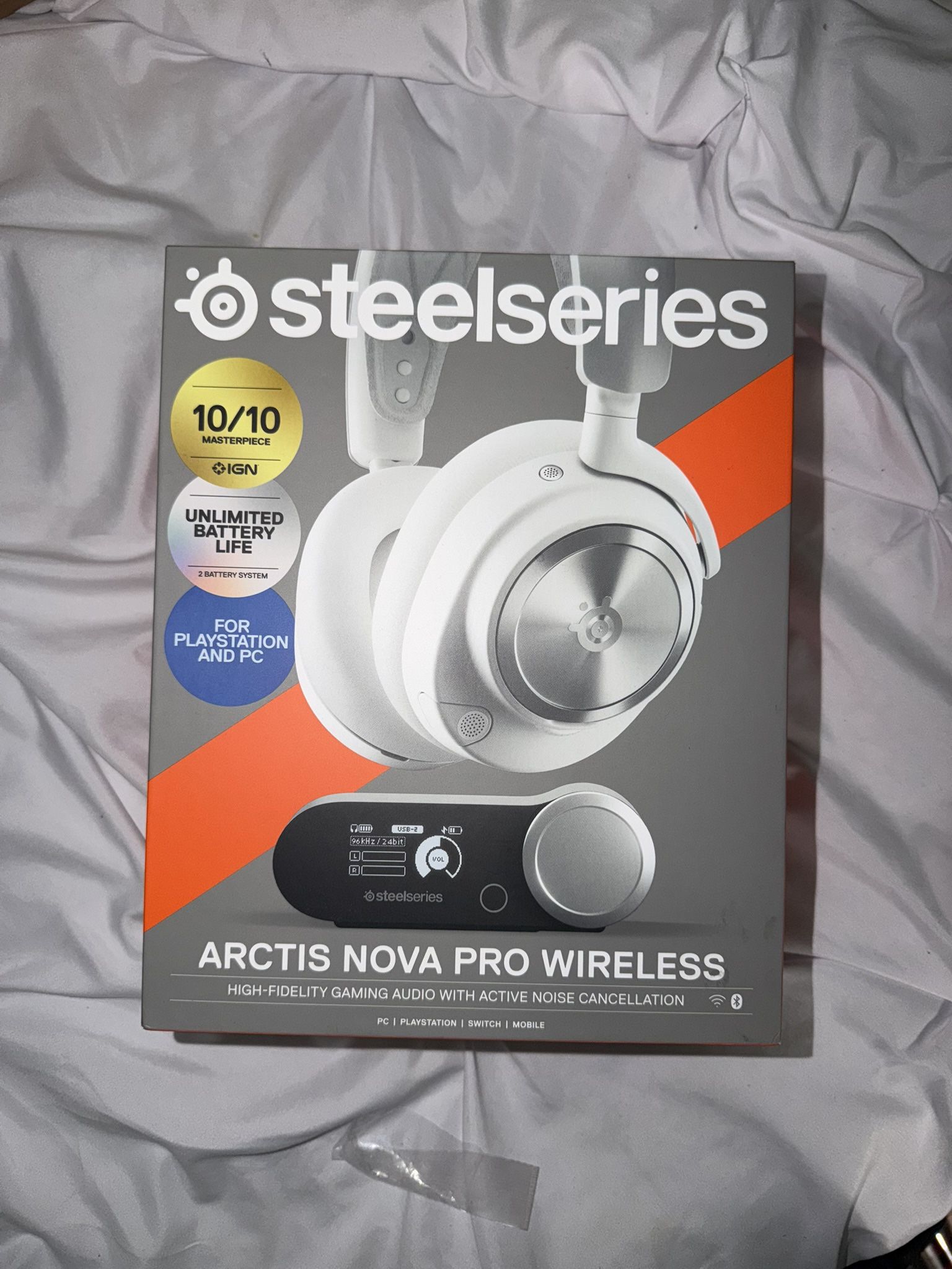 Arctis Nova Pro Wireless- White - PC + Playstation