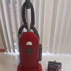RICCAR Vacuum Cleaner 