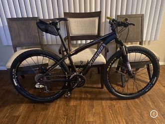Specialized Rockhopper M4 Mountain Bike