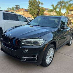 2016 BMW X5 AWD Hybrid plug in Low Mile