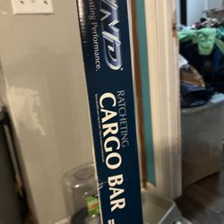 LUND ratcheting Cargo Bar 