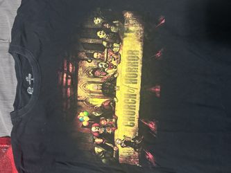 horror movie t-shirt.