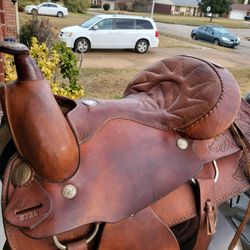 3 SHOW Saddles 