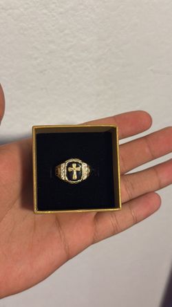 14kt cross ring