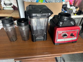 Ninja Ultima Blender BLB100CN - Lightly used