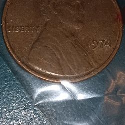 Penny Error  1974 No Mint Mark  Penny "  L    The Letter On The Edge Or Rim In Word Liberty   L  Is On The Edge "