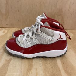 Air Jordan 11 Retro Mid Cherry Red And White Size9C